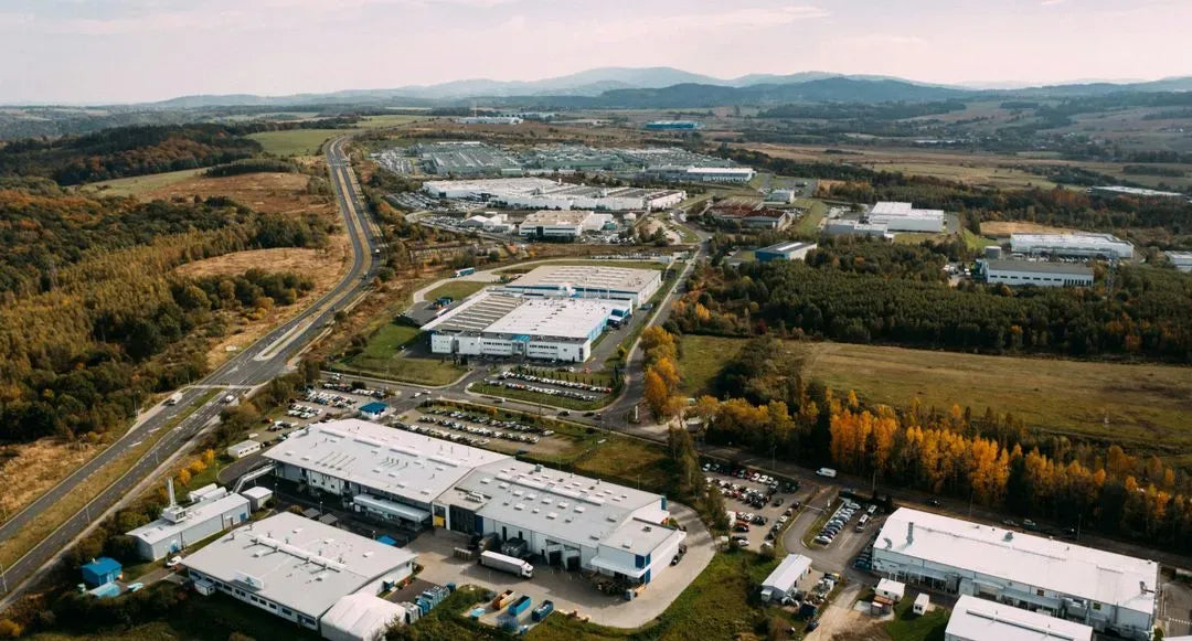 slider image slider_item_B73gLk